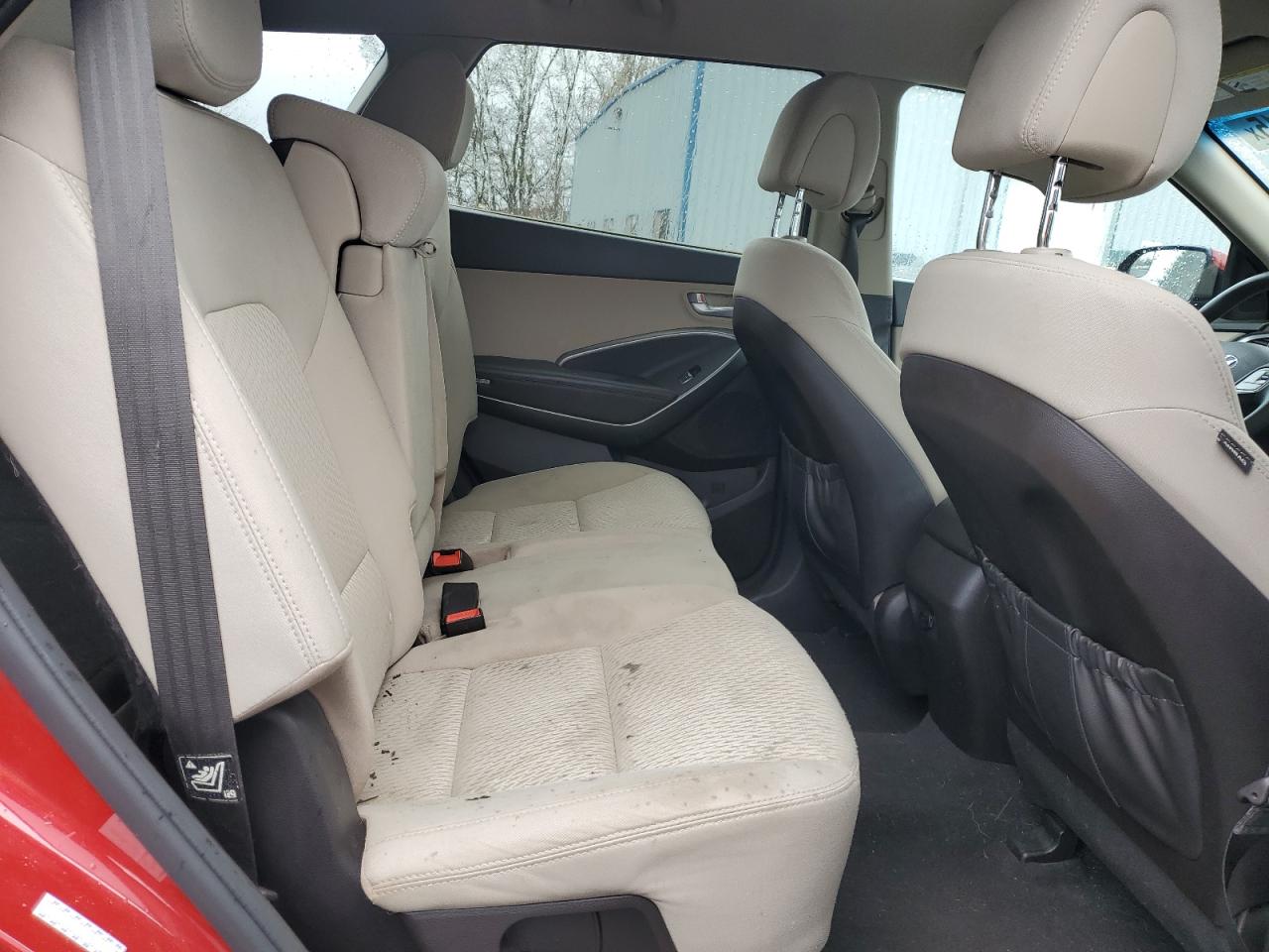 2018 Hyundai Santa Fe - Image 11