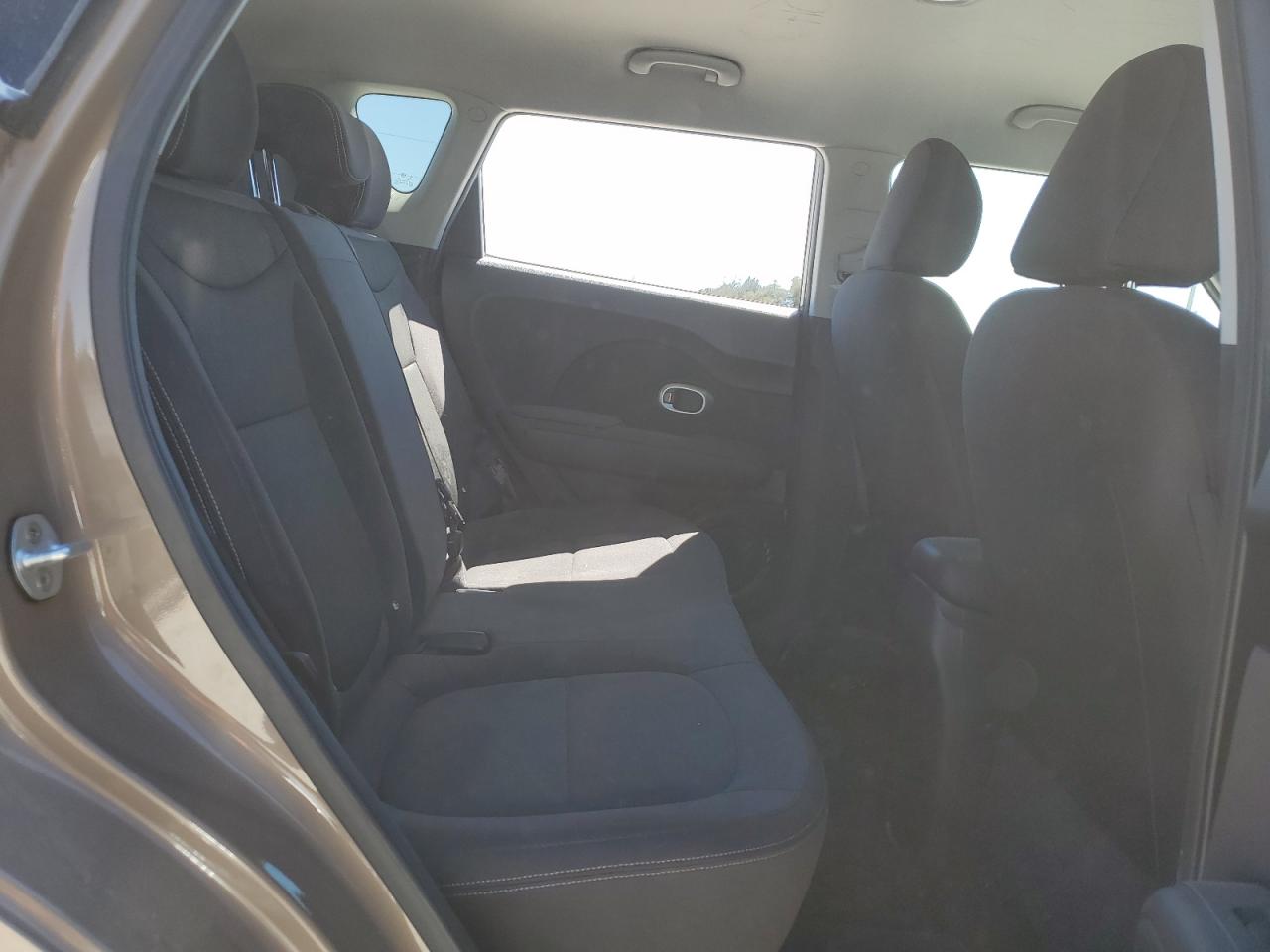 2016 Kia Soul - Image 10