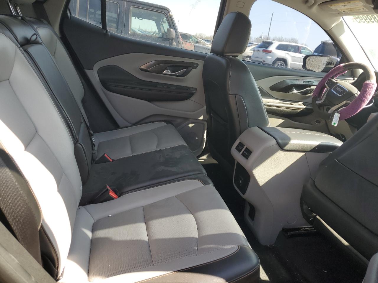 2019 GMC Terrain - Image 11