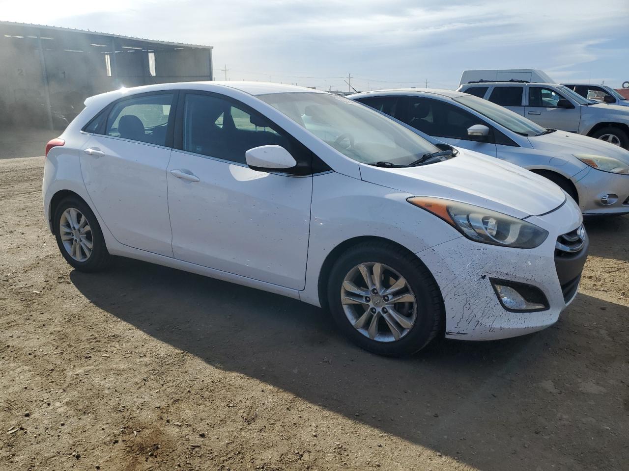 2015 Hyundai Elantra - Image 4