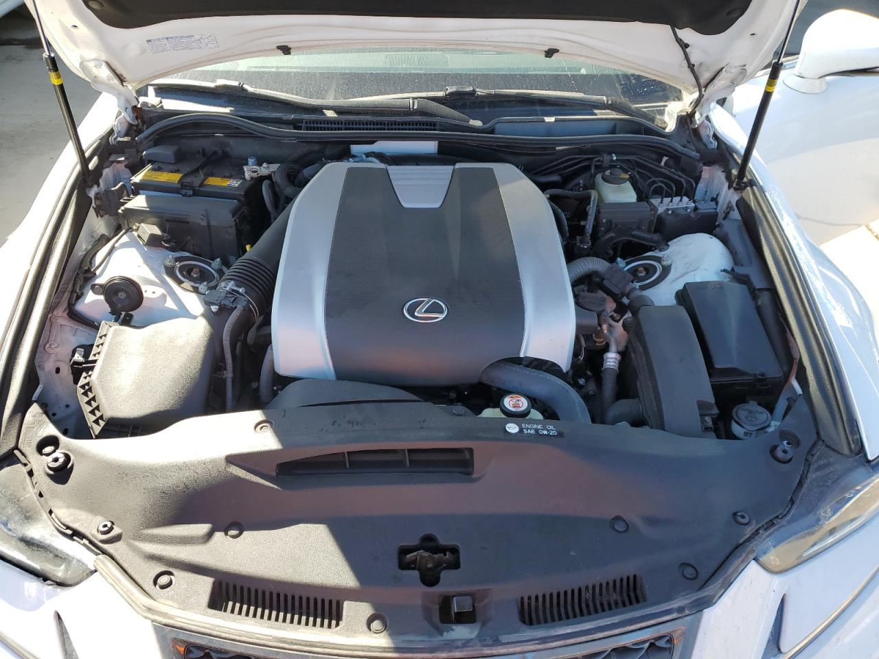 2018 Lexus IS - Image 11