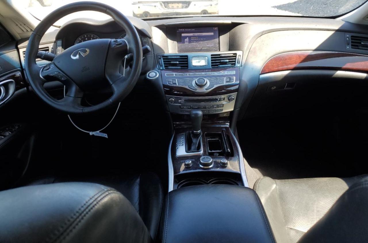 2013 Infiniti M - Image 8
