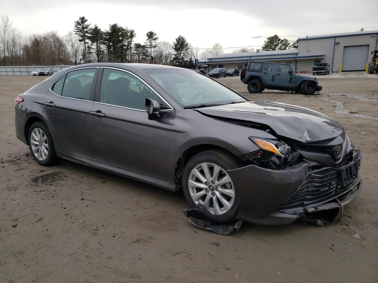 2018 Toyota Camry - Image 4