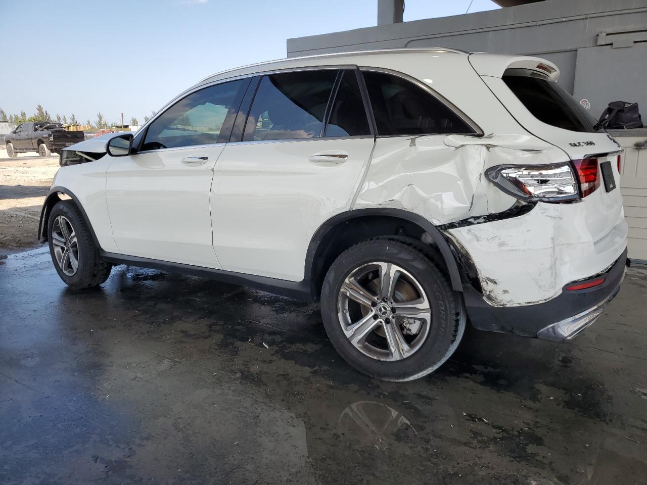 2019 Mercedes-Benz GLC - Image 2