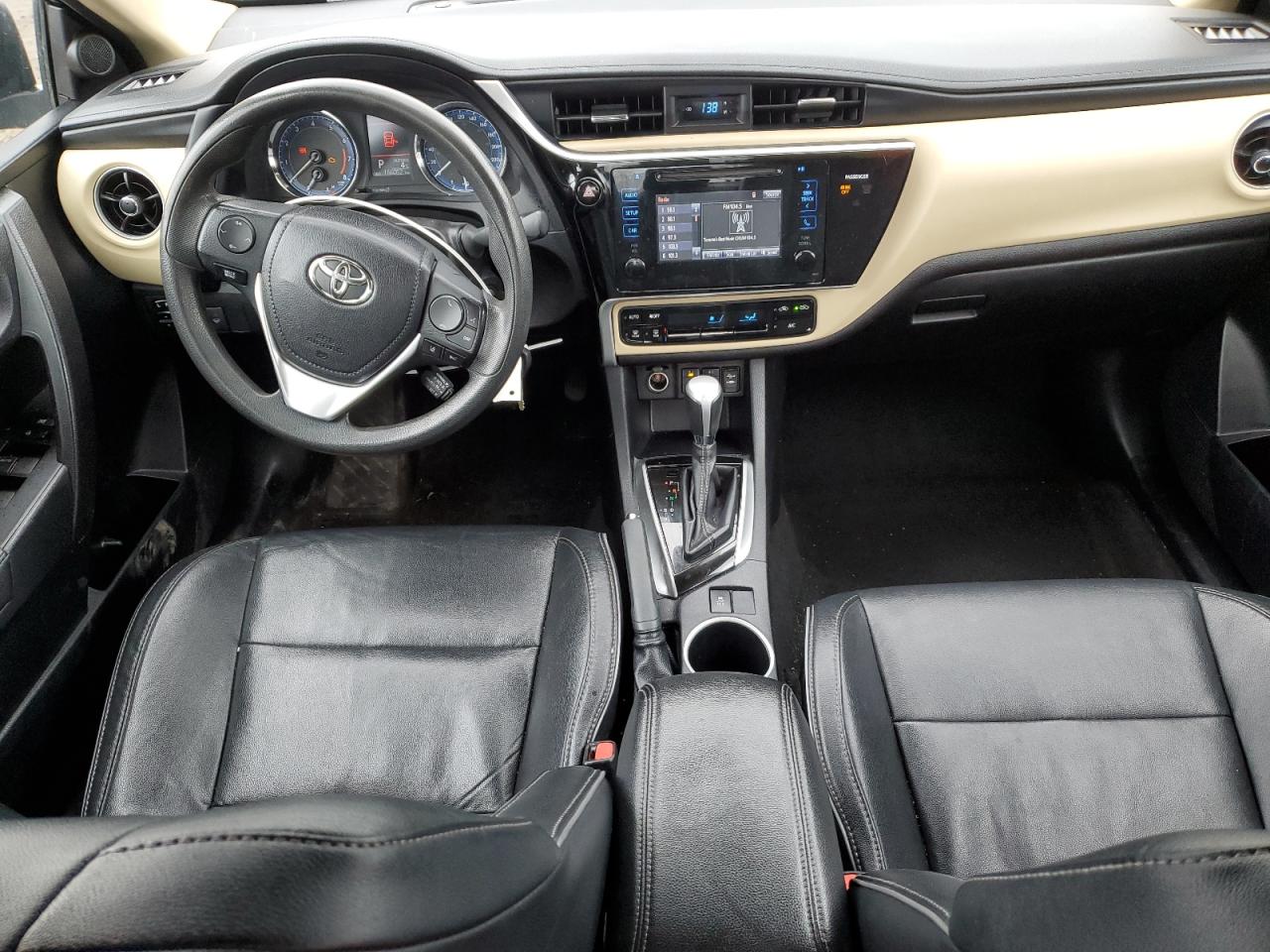 VIN: 2T1BURHE2HC810801 2017 TOYOTA COROLLA