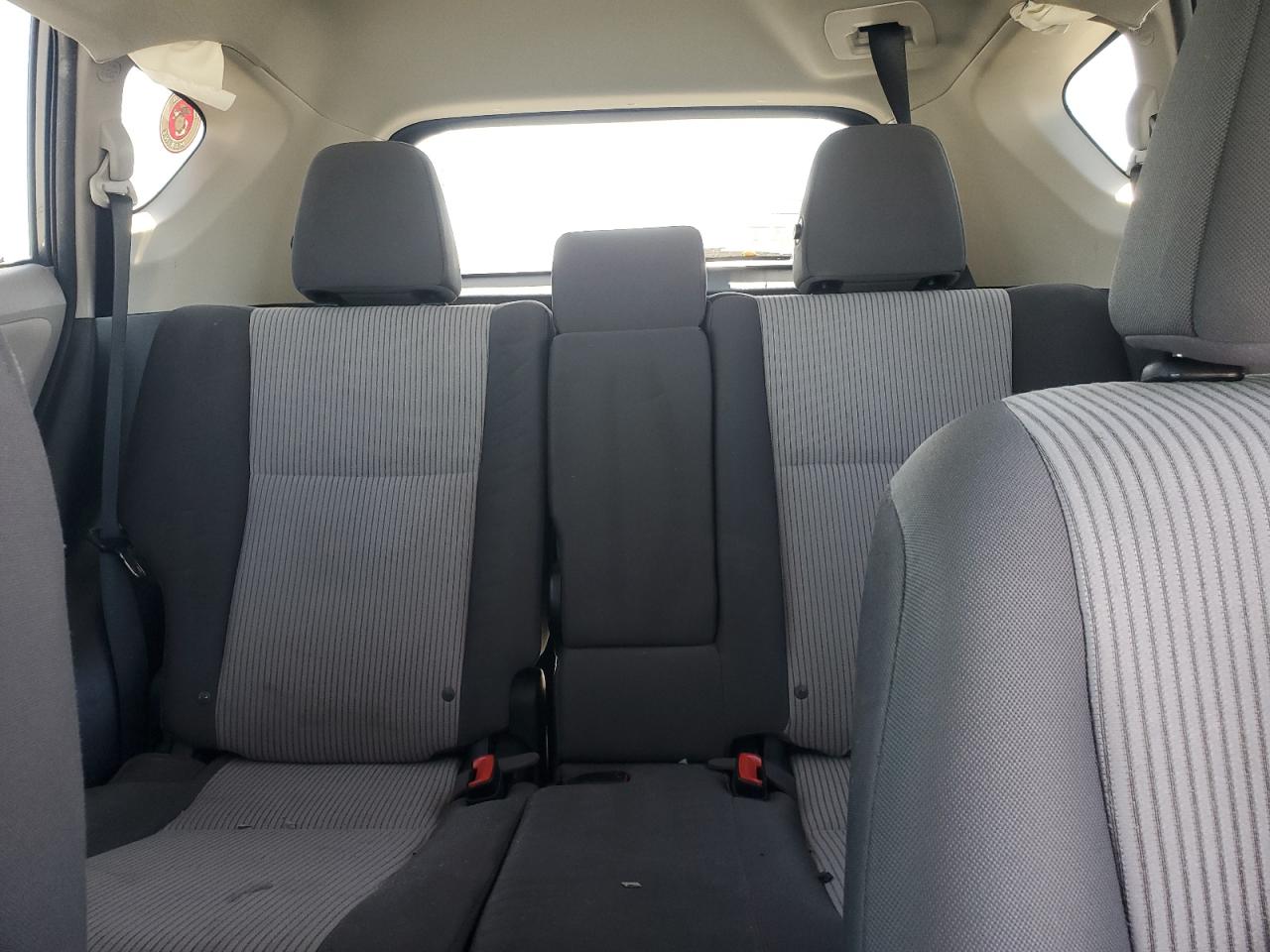 2013 Toyota RAV 4 - Image 10