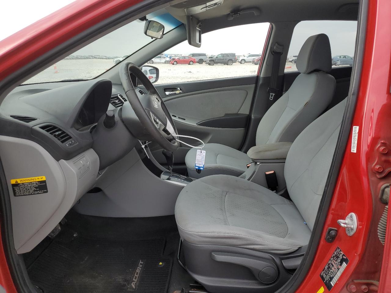 2013 Hyundai Accent - Image 7
