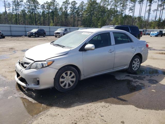  TOYOTA COROLLA 2013 Srebrny