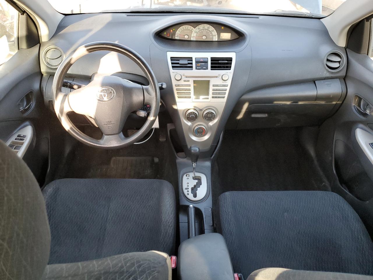 2008 Toyota Yaris - Image 8