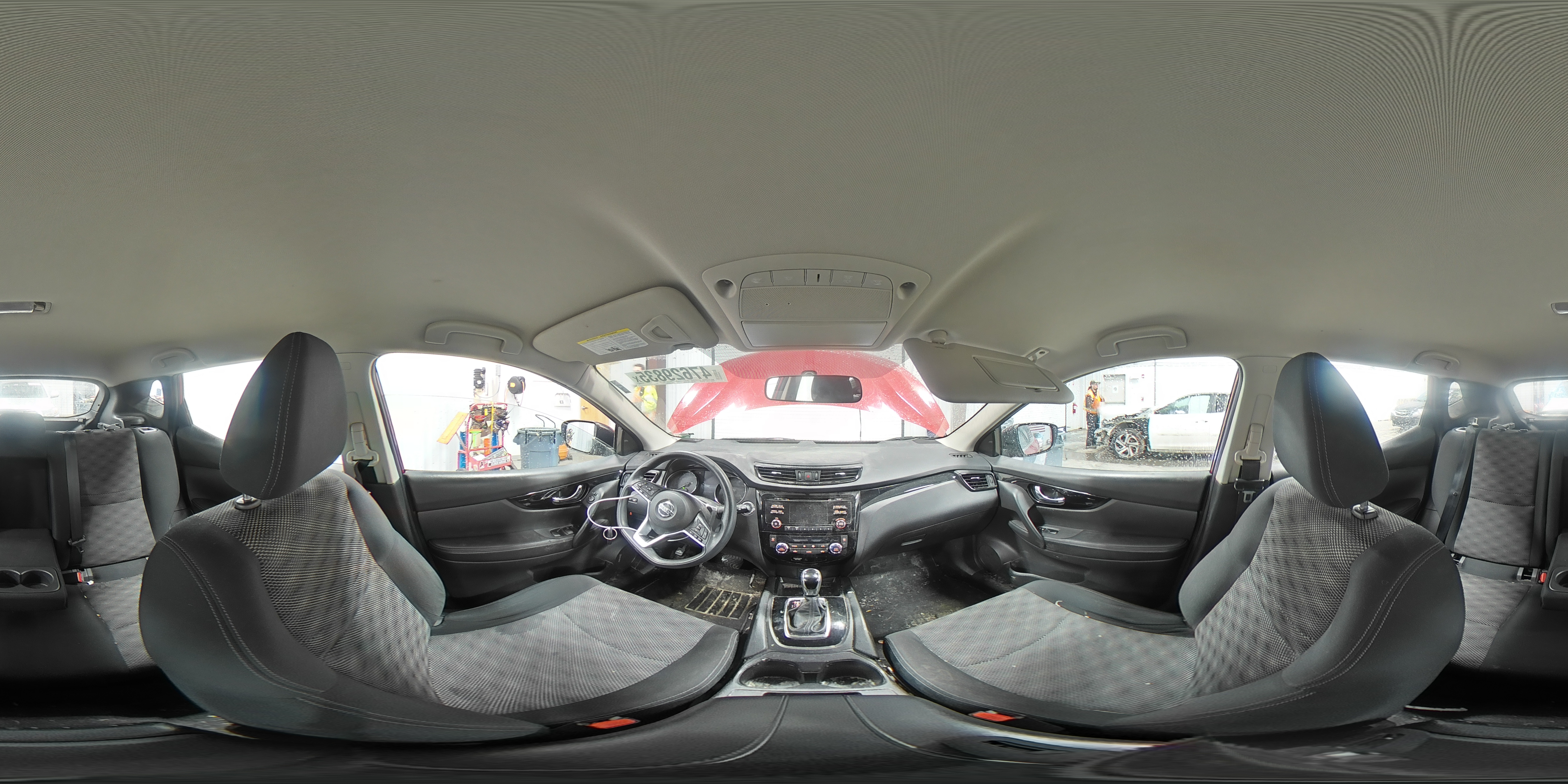 2018 Nissan Rogue - Image 14