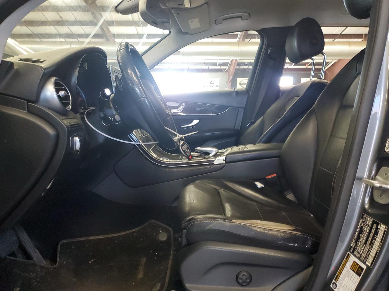 2016 Mercedes-Benz GLC - Image 7