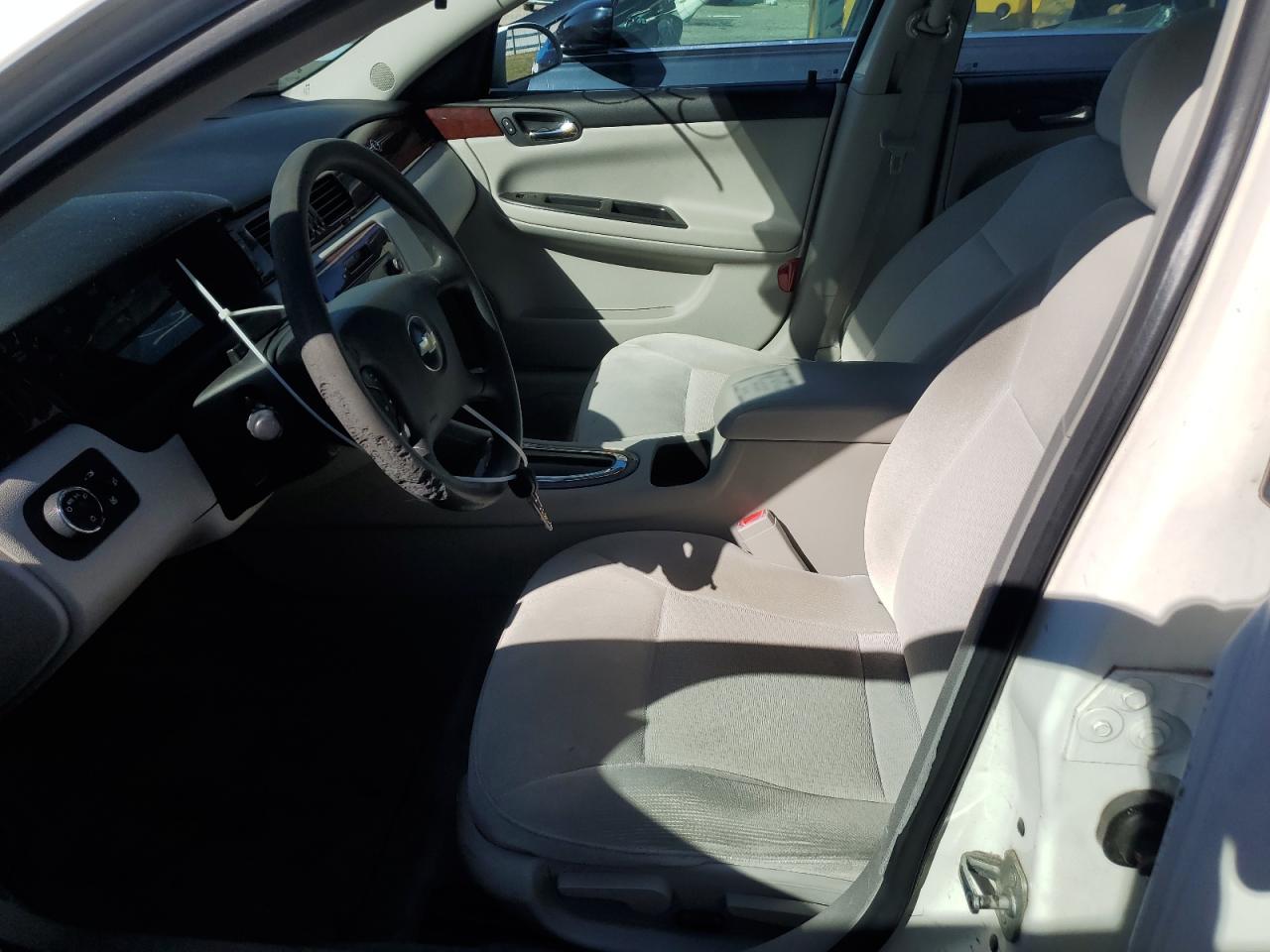2008 Chevrolet Impala - Image 7