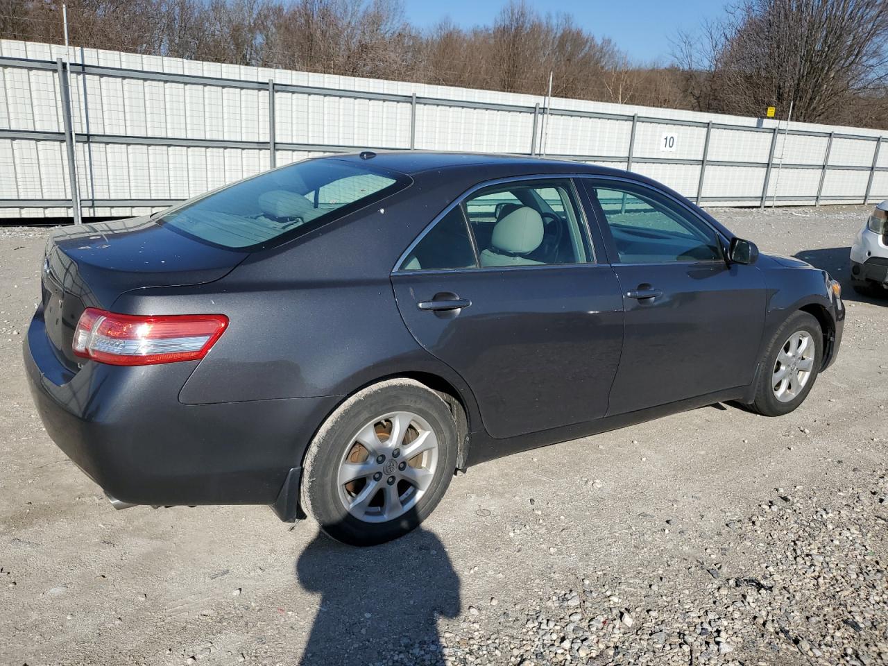 2011 Toyota Camry - Image 3