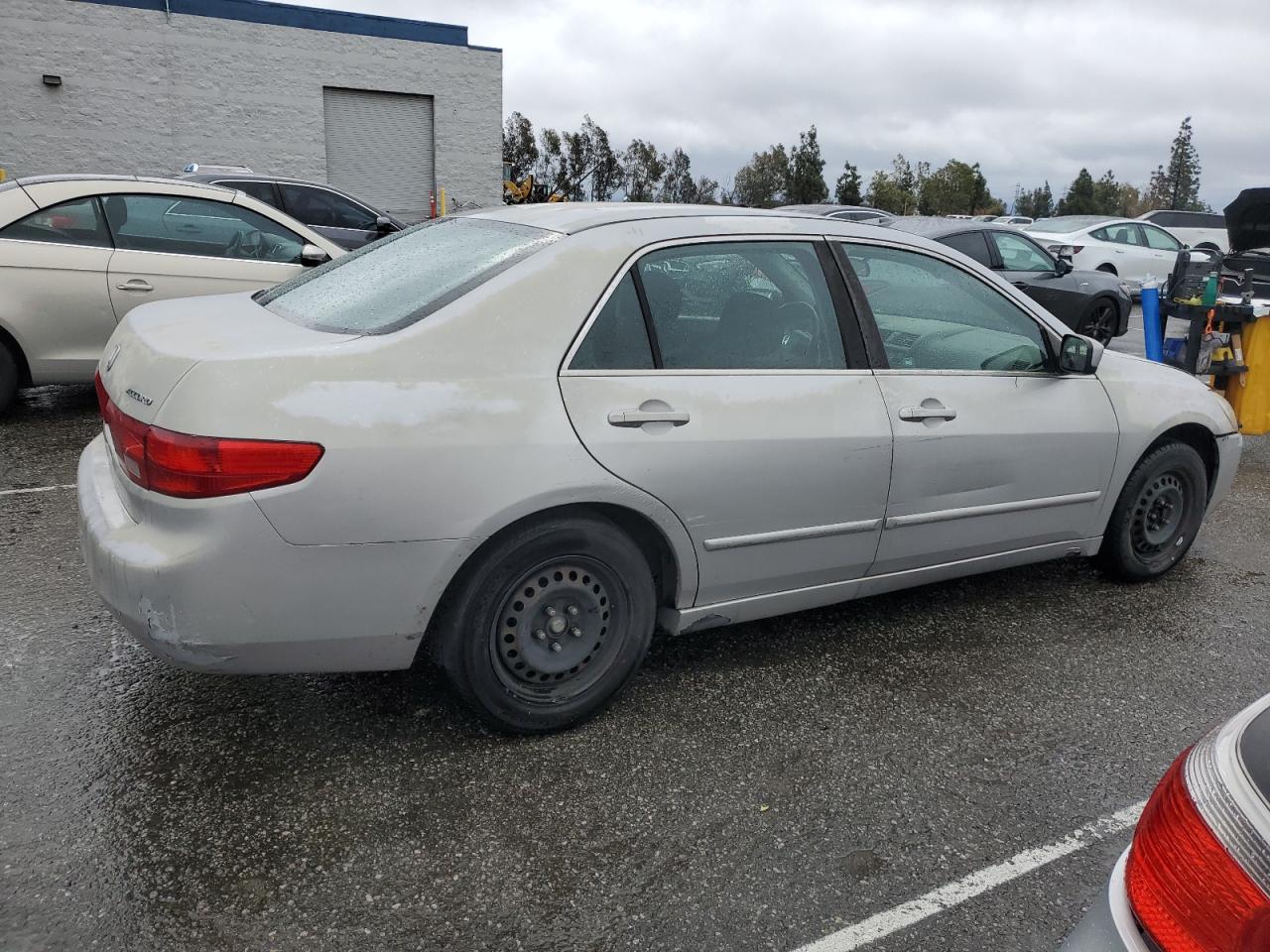 2005 Honda Accord - Image 3