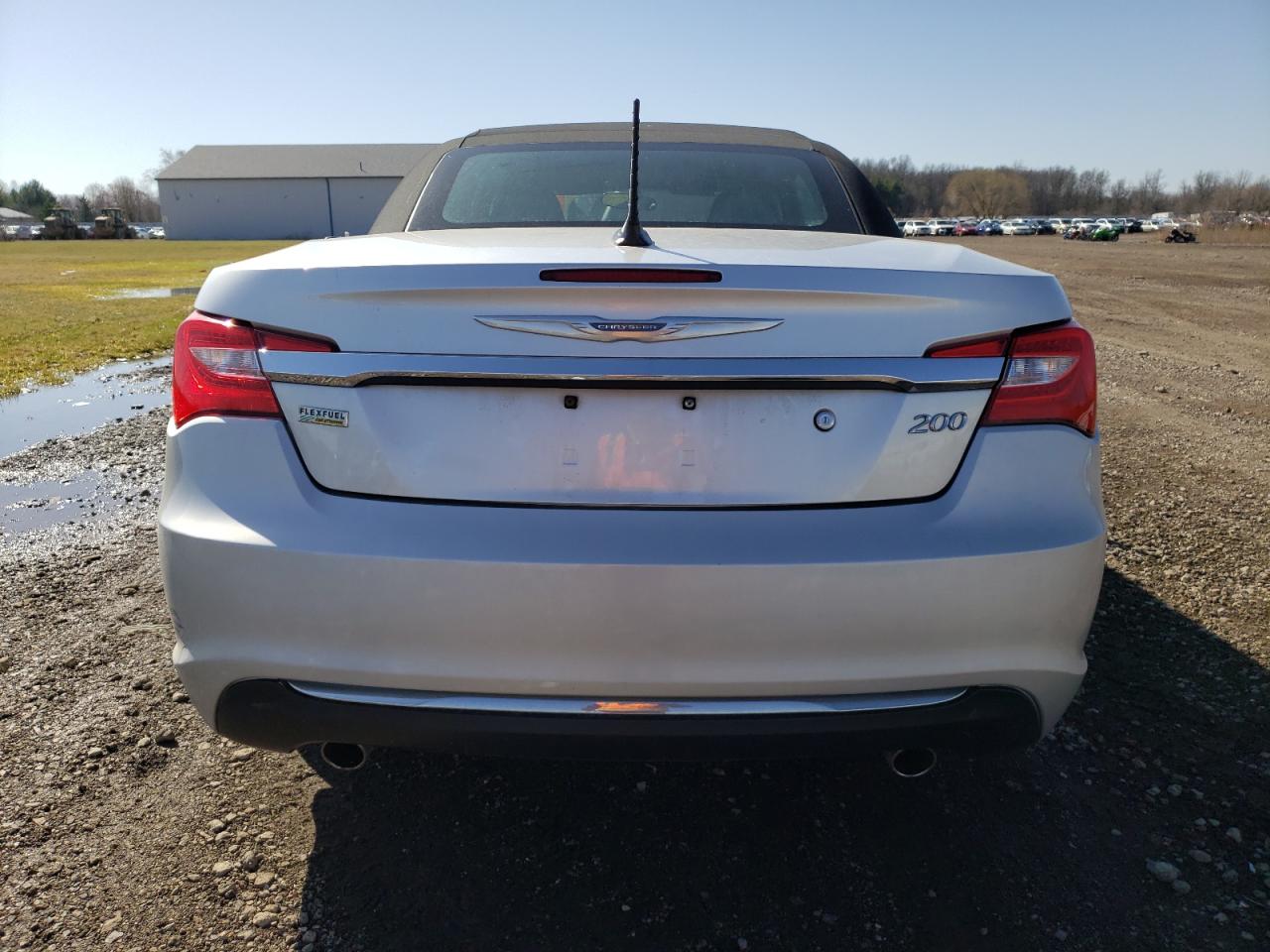 2012 Chrysler 200 - Image 6