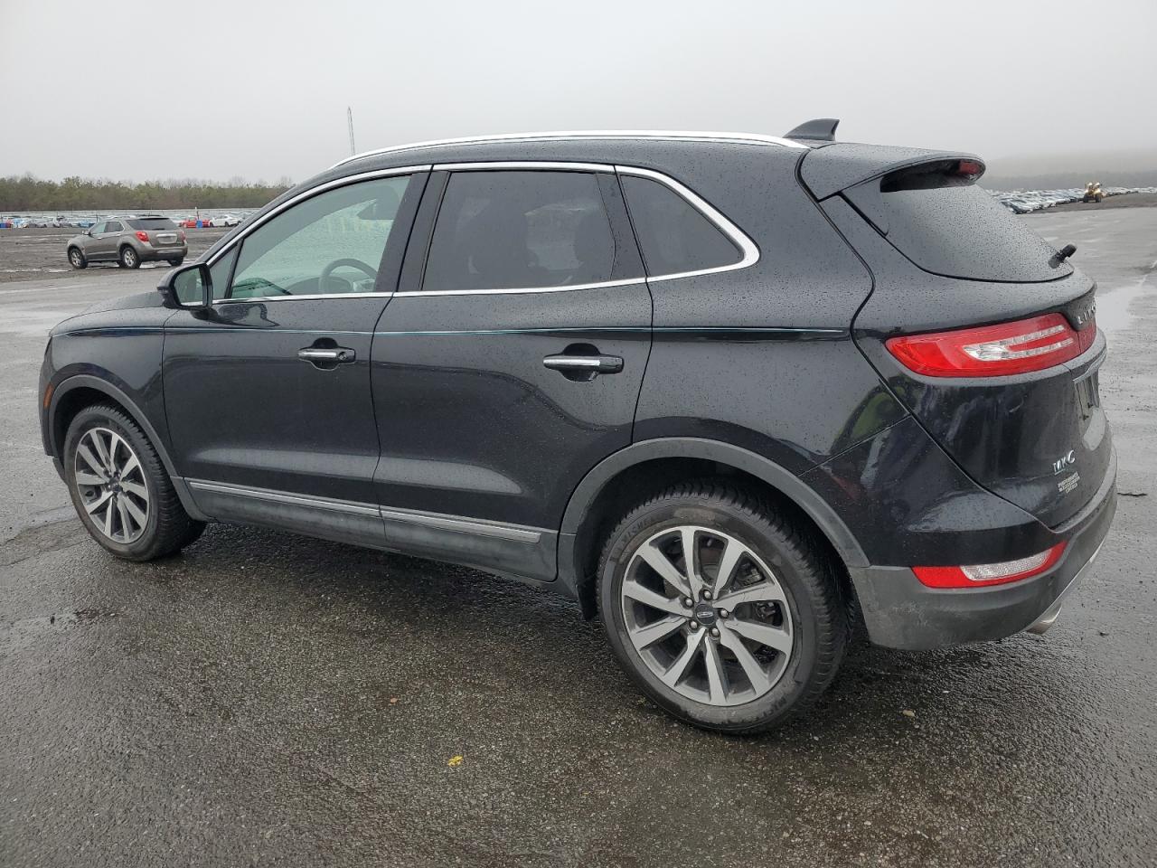 2019 Lincoln MKC - Image 2