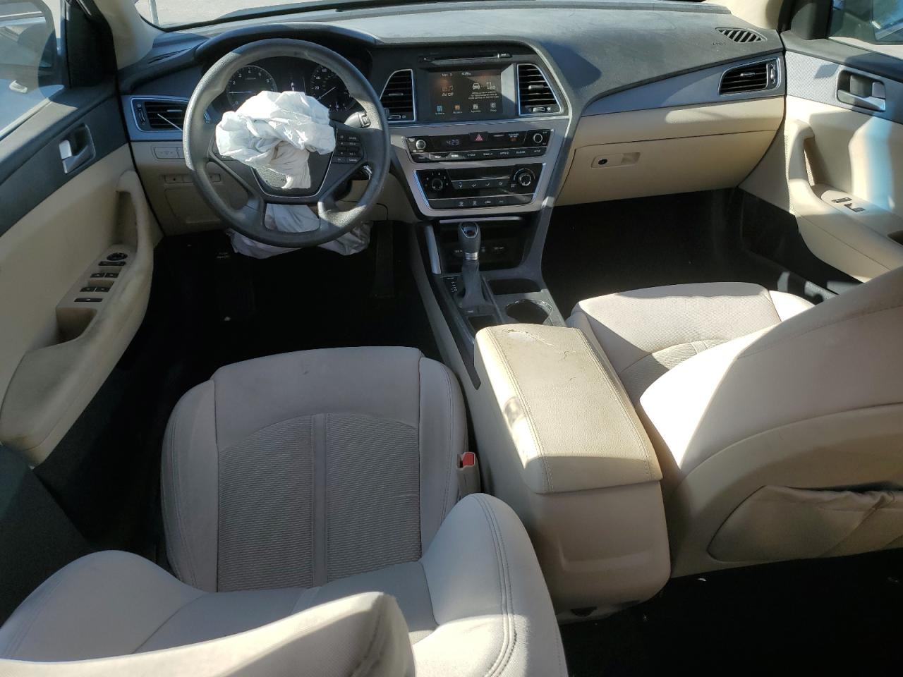 2016 Hyundai Sonata - Image 8