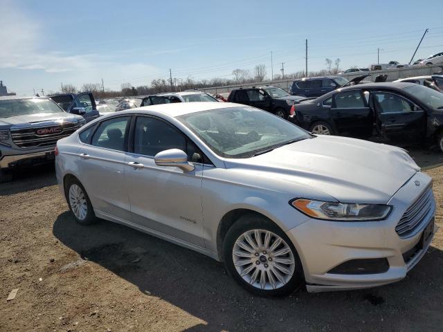  FORD FUSION 2016 Srebrny