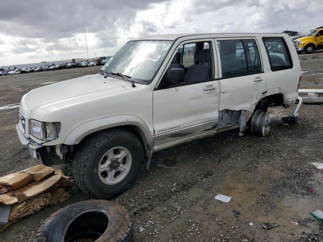 1999 Isuzu Trooper - Image 1
