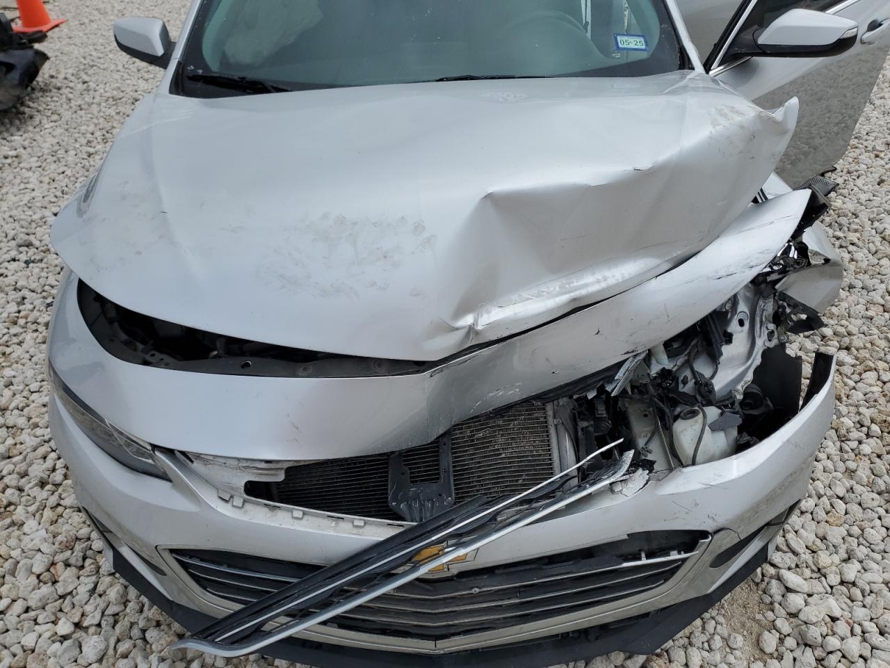 2018 Chevrolet Malibu - Image 13