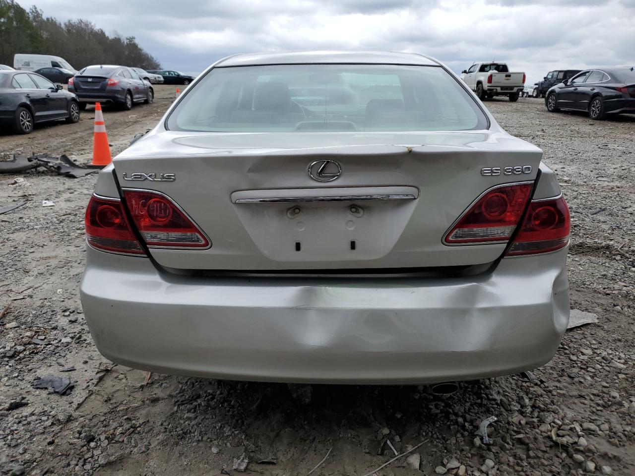 2005 Lexus ES - Image 6