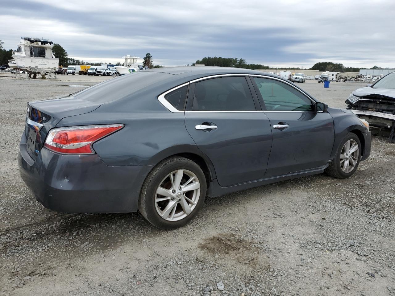 2013 Nissan Altima - Image 3