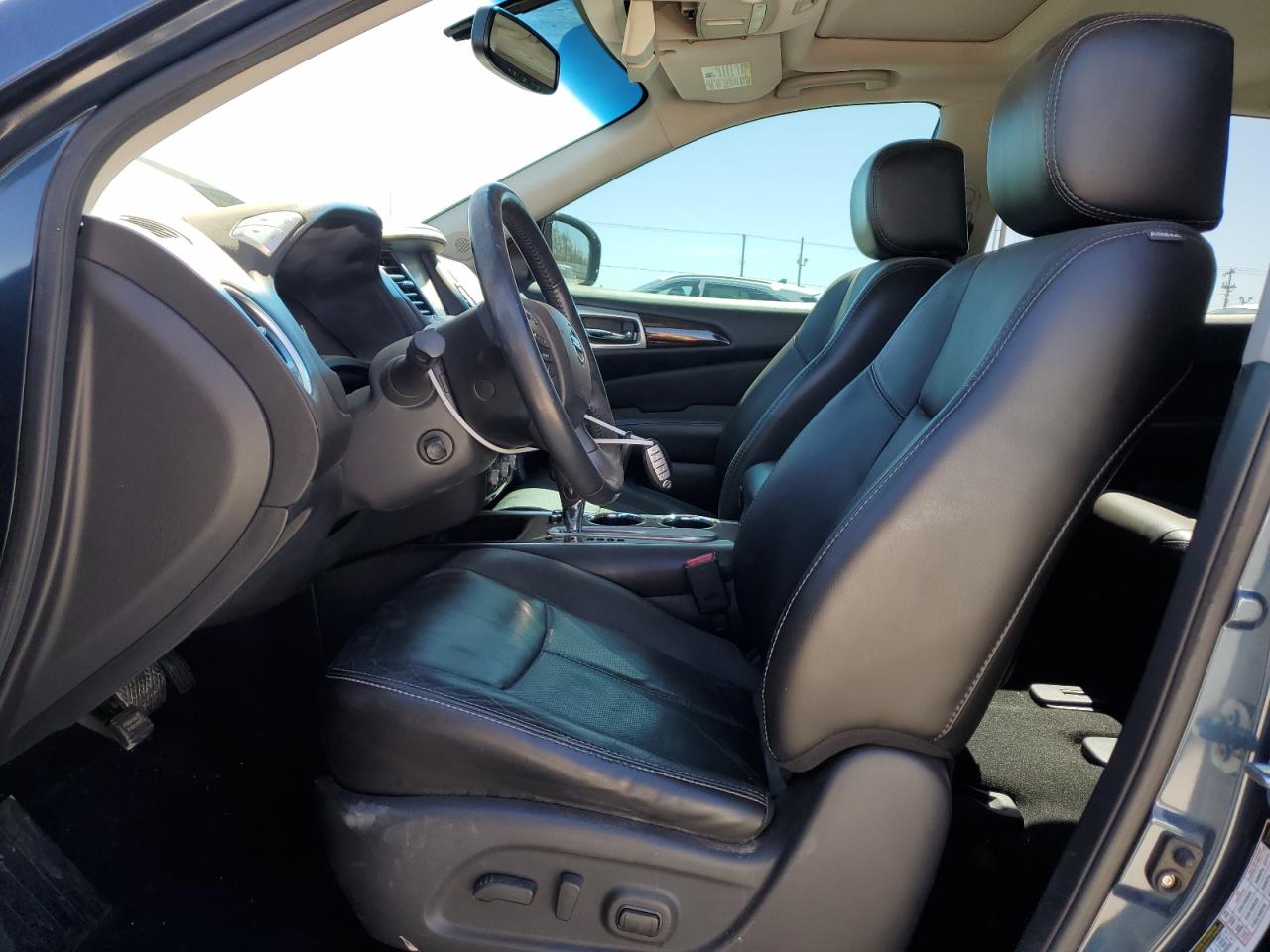 2014 Nissan Pathfinder - Image 7