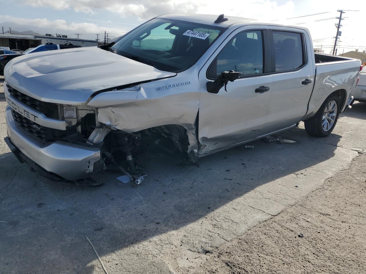 2020 Chevrolet Silverado C1500 Custom for Sale in Sun Valley, CA - Front End