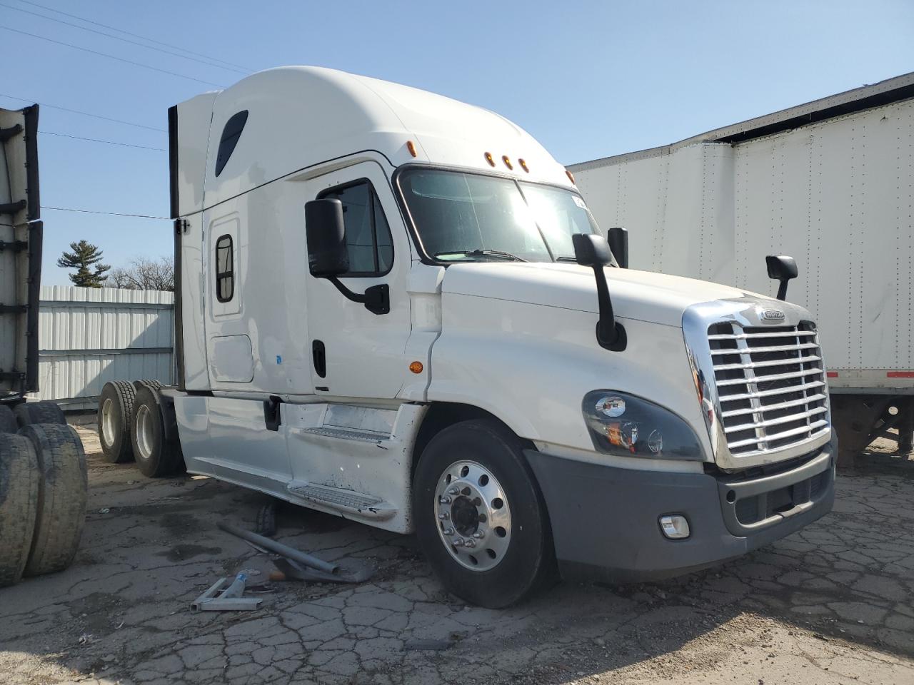 2018 Freightliner Cascadia 125 იყიდება Fort Wayne-ში, IN - Minor Dent/Scratches