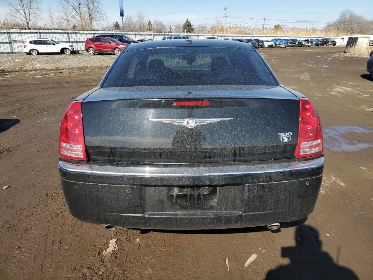 2010 Chrysler 300 - Image 6