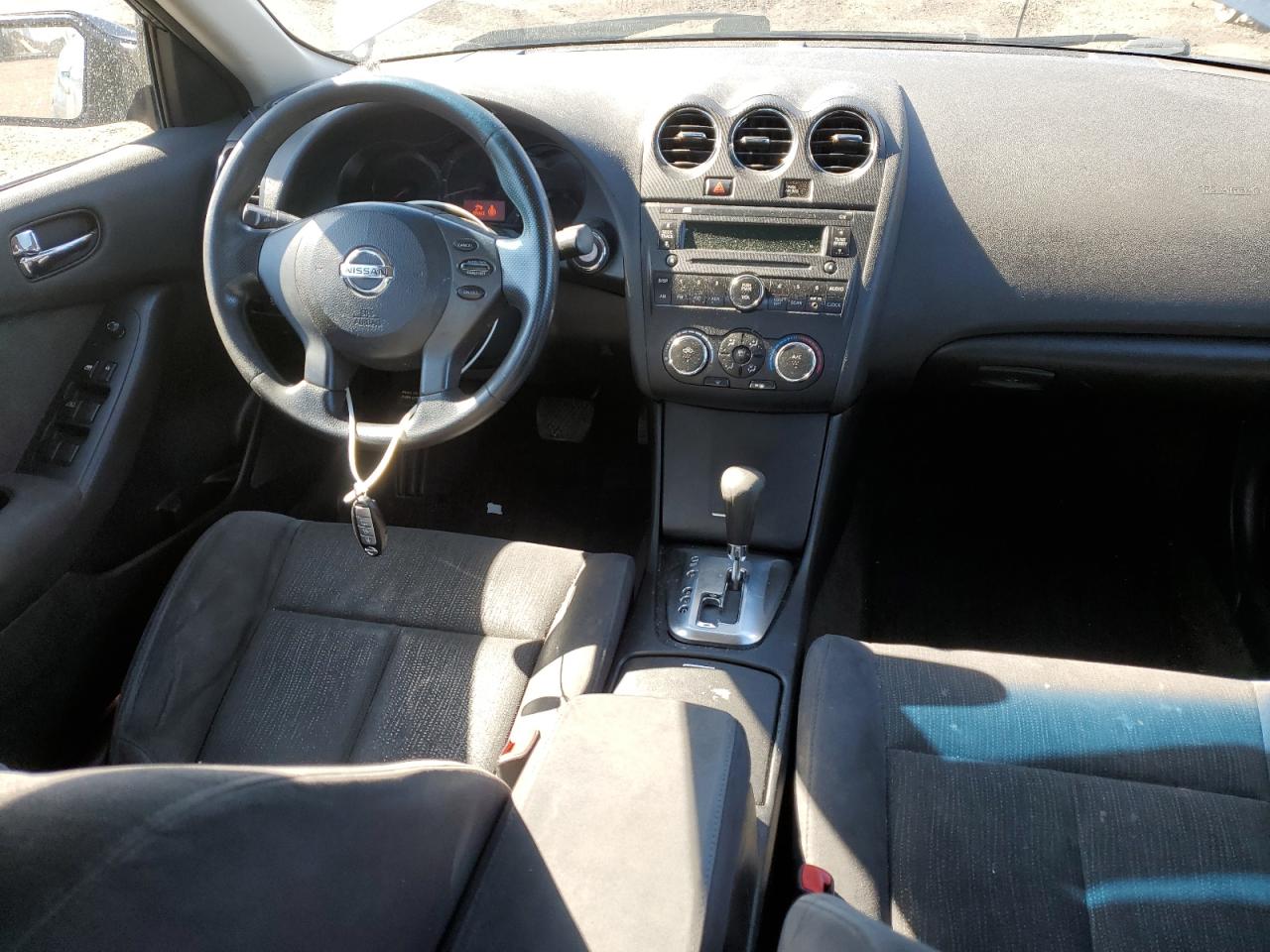 2012 Nissan Altima - Image 8