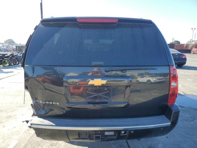 Parquets CHEVROLET SUBURBAN 2013 Black