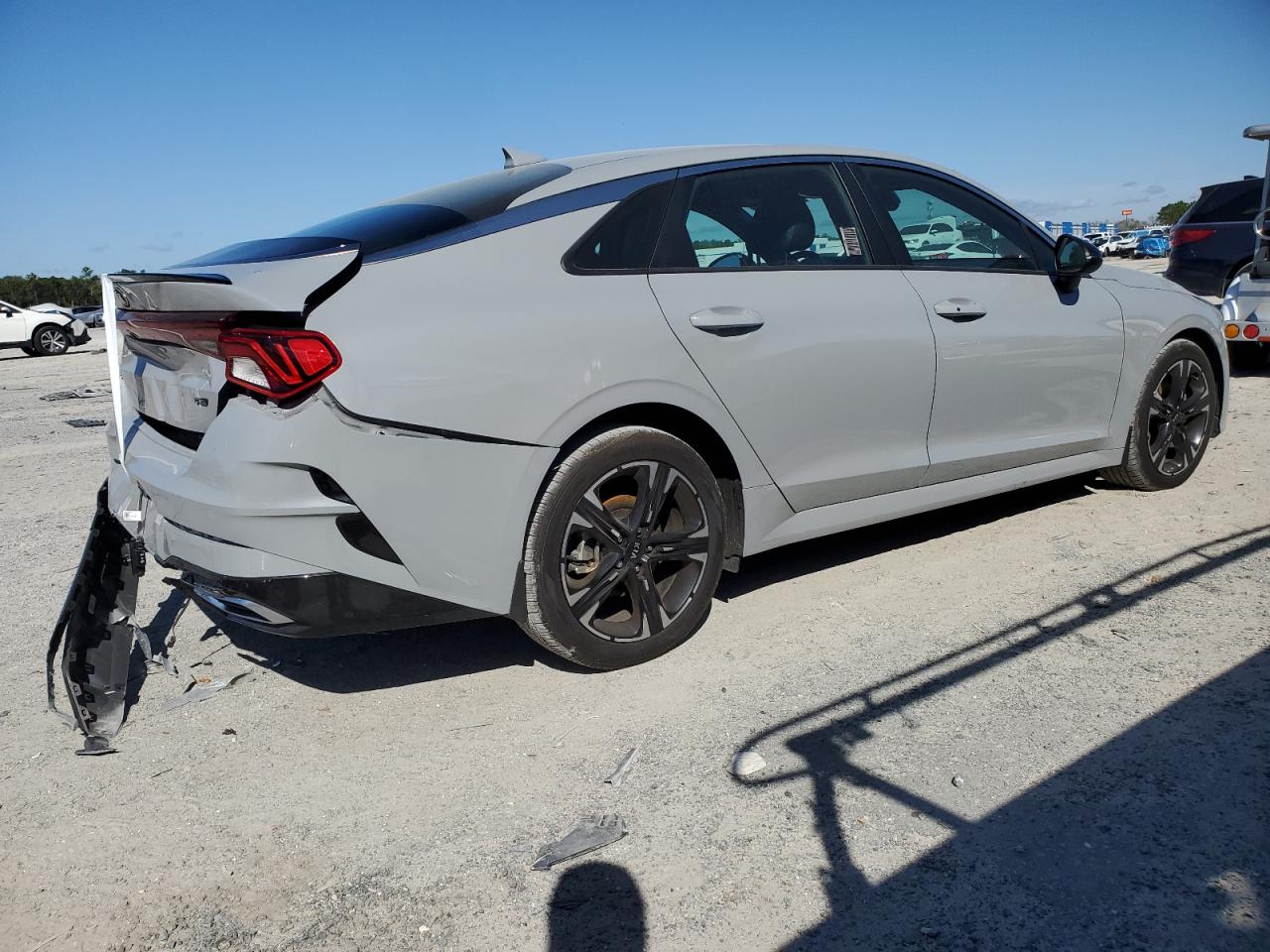 2021 Kia K5 - Image 3