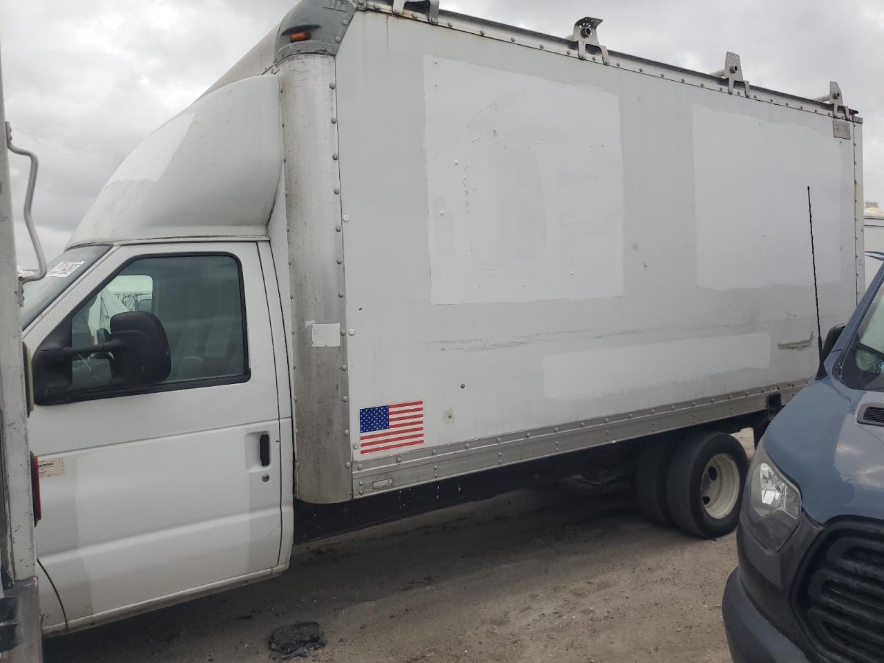 2013 Ford Econoline - Image 1