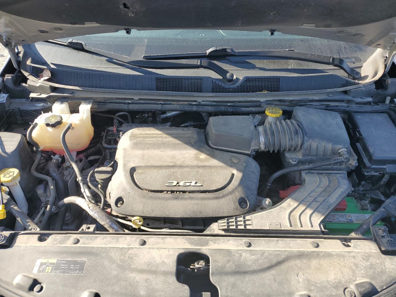 2018 Chrysler Pacifica - Image 12