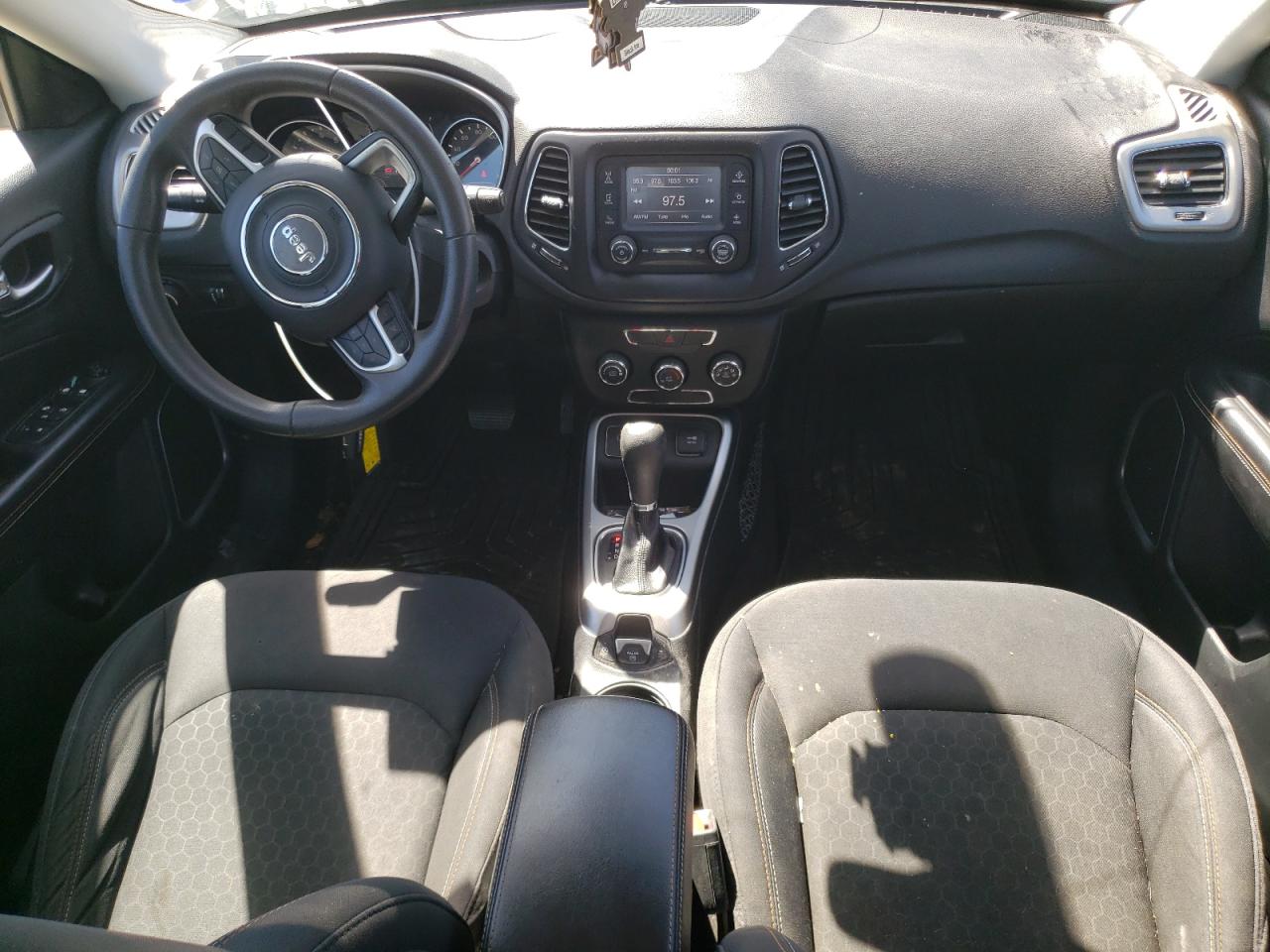 2018 Jeep Compass - Image 8