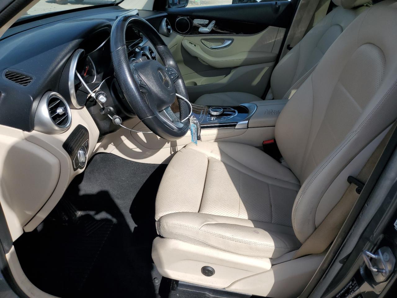 2019 Mercedes-Benz GLC - Image 7