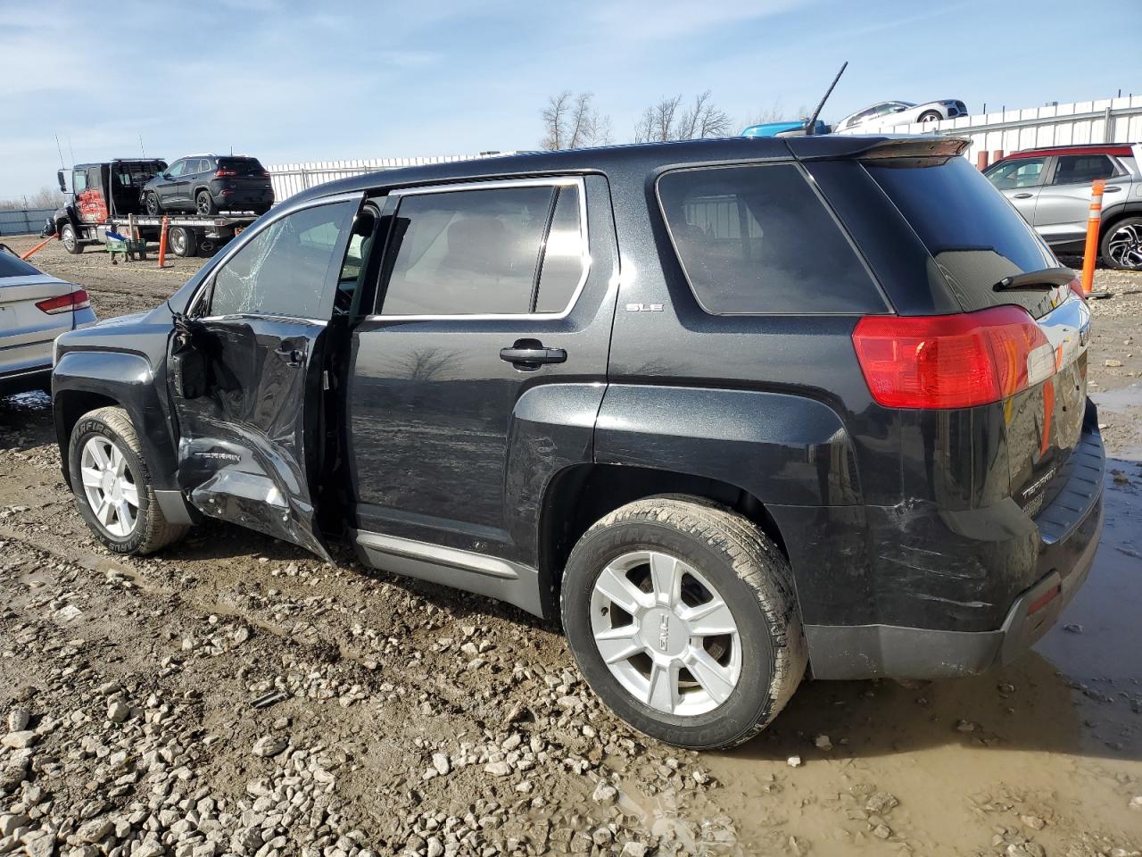 2013 GMC Terrain - Image 2