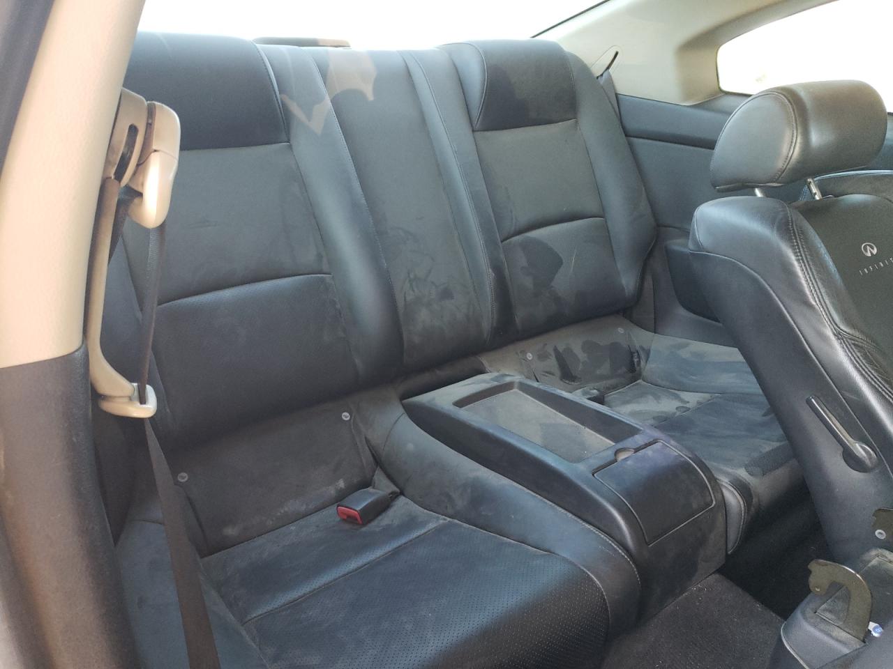 2005 Infiniti G - Image 10