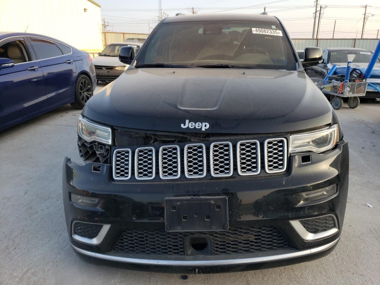 2018 Jeep Grand Cherokee - Image 5