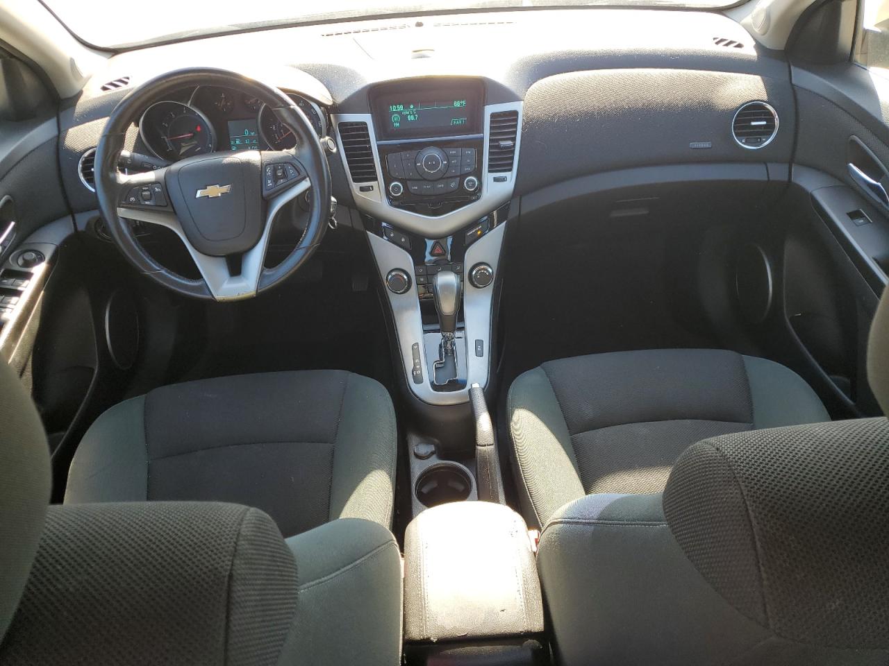 2012 Chevrolet Cruze - Image 8