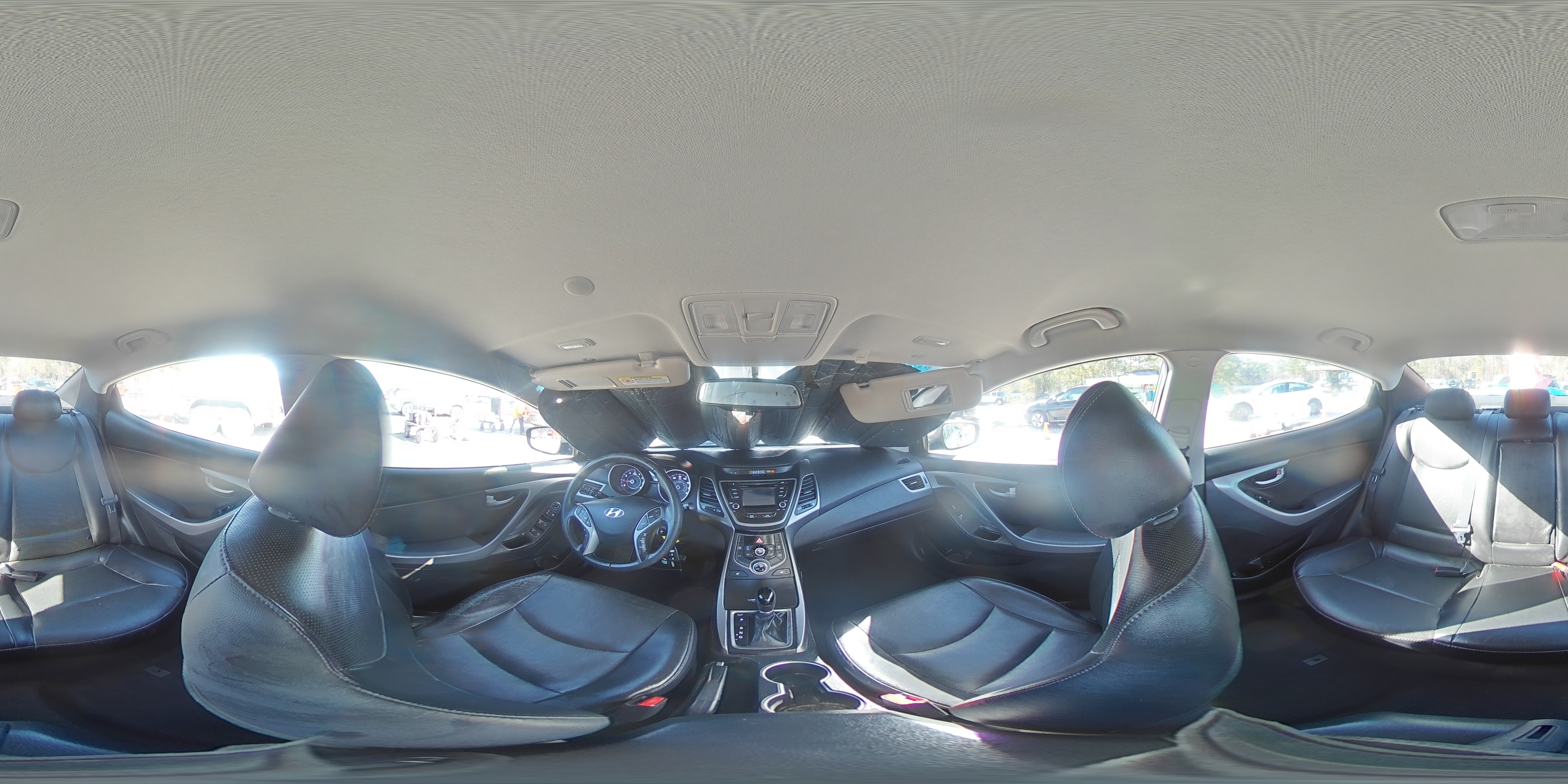 2015 Hyundai Elantra - Image 15