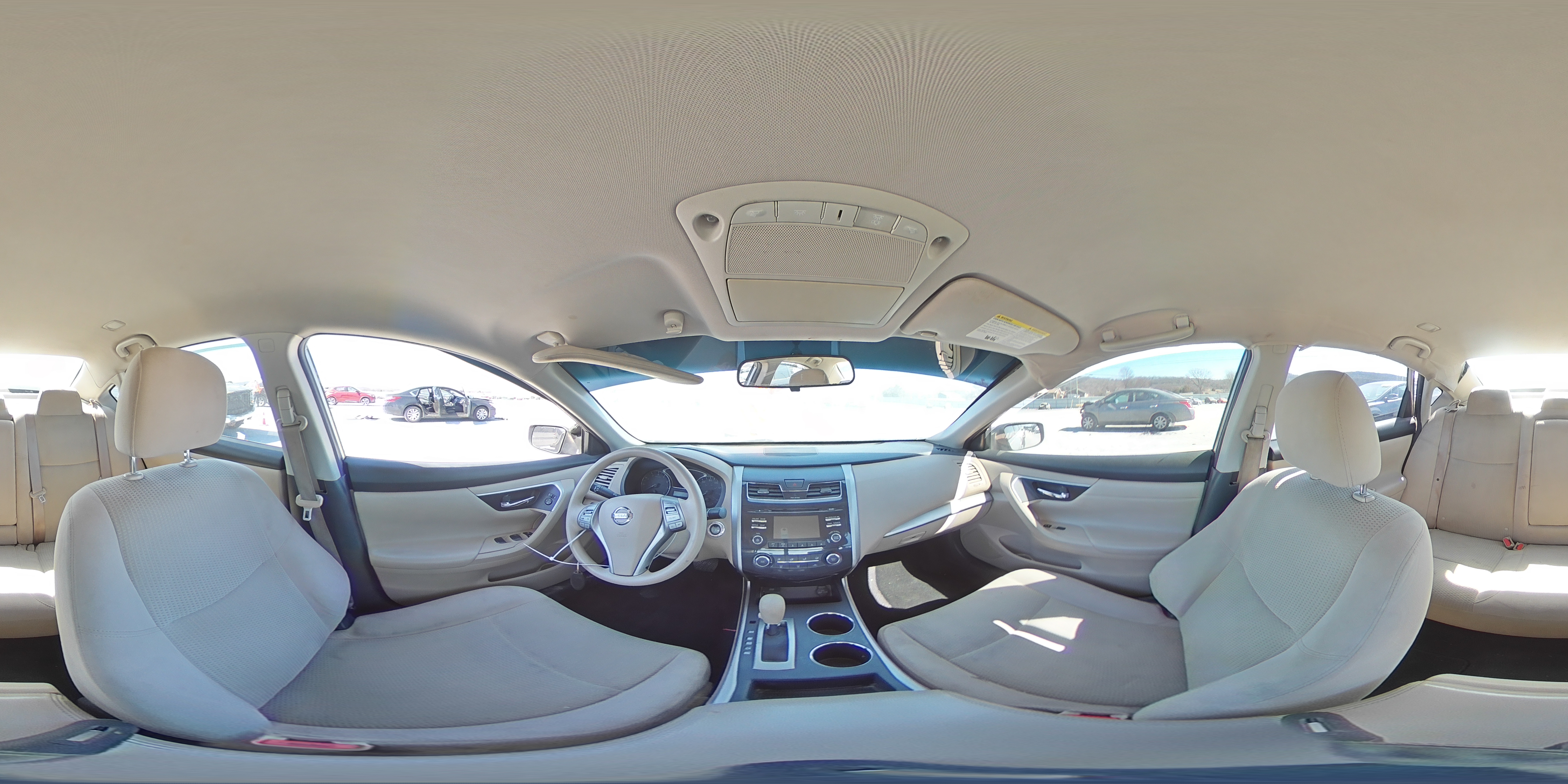 2015 Nissan Altima - Image 12