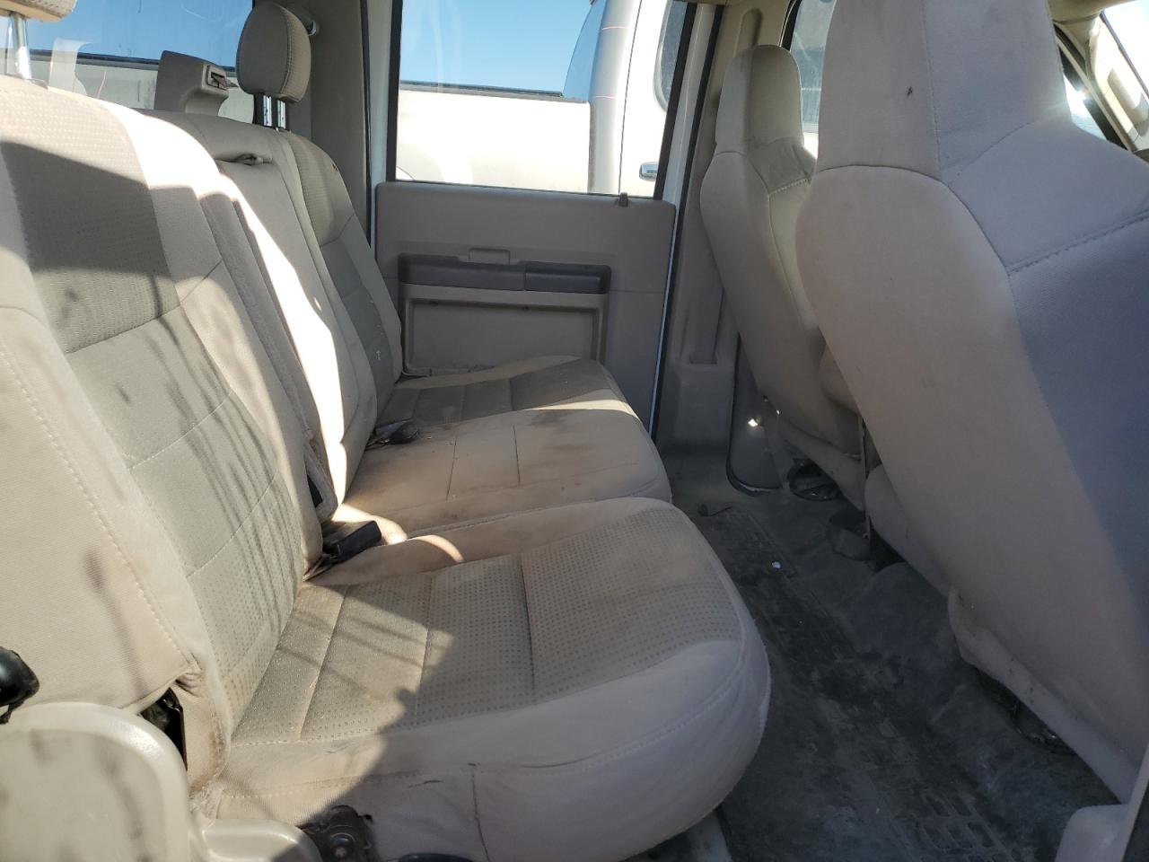 2008 Ford F350 - Image 11