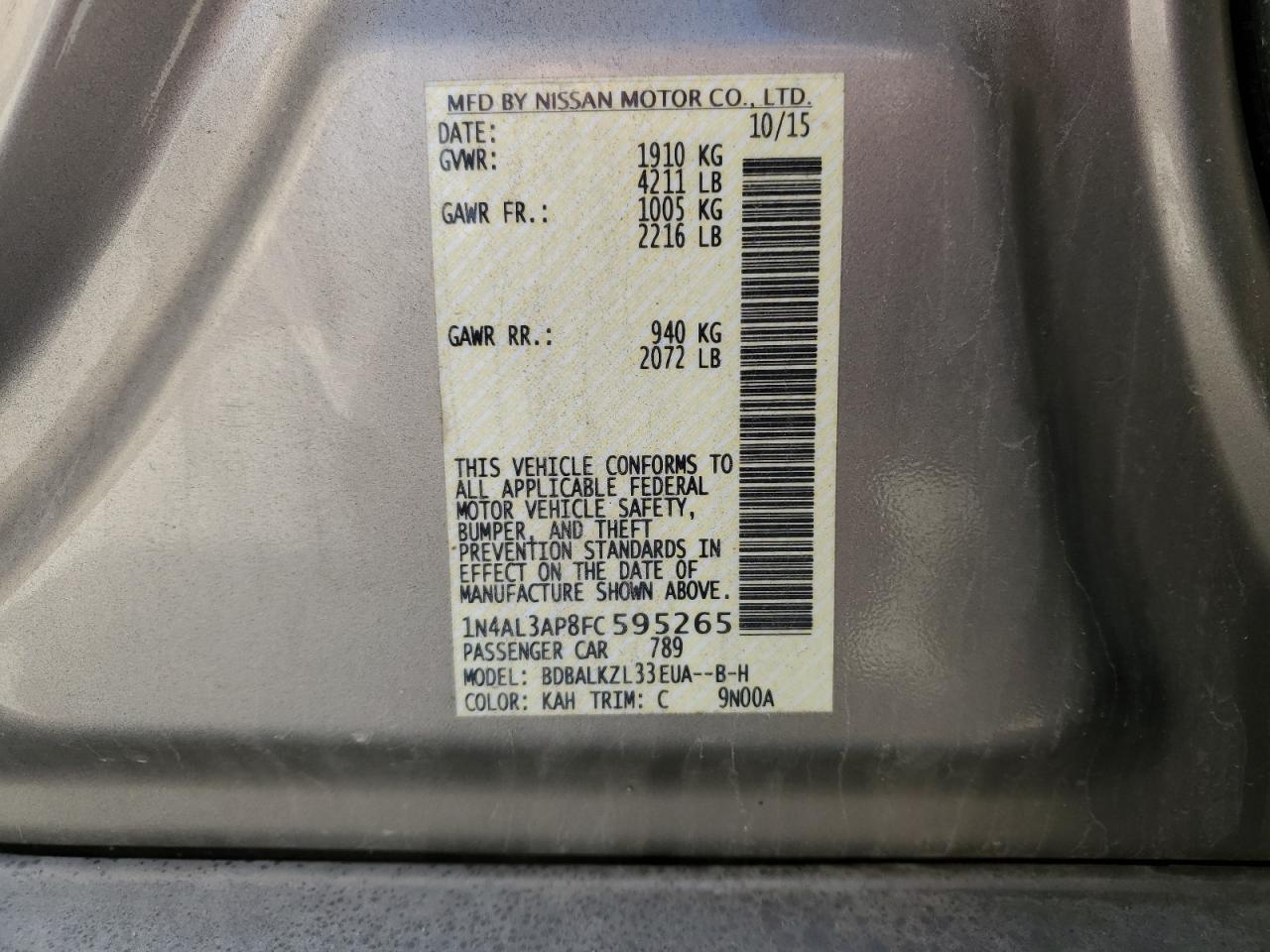 2015 Nissan Altima - Image 12