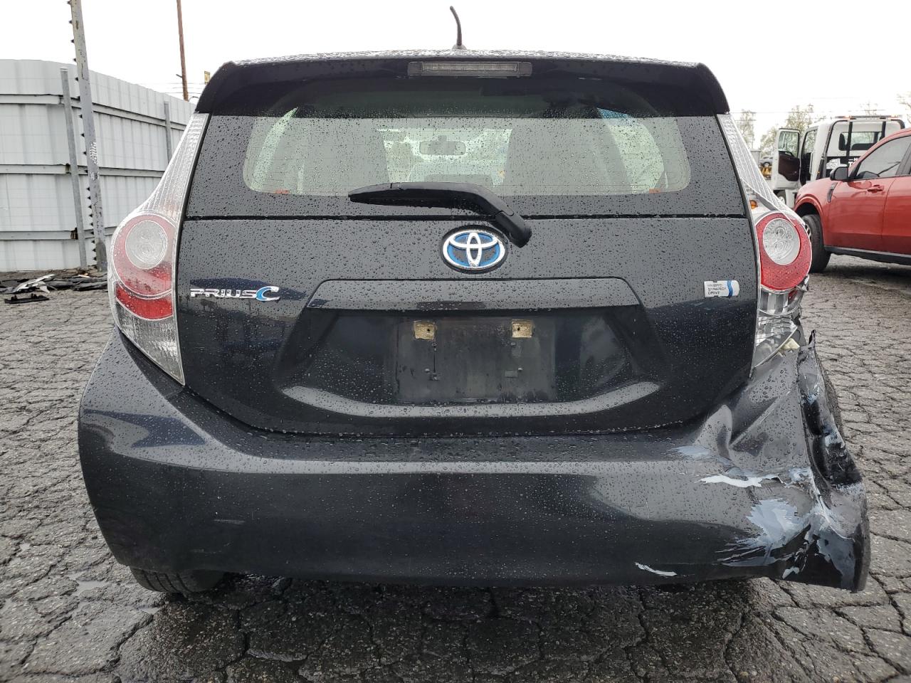 2013 Toyota Prius - Image 6