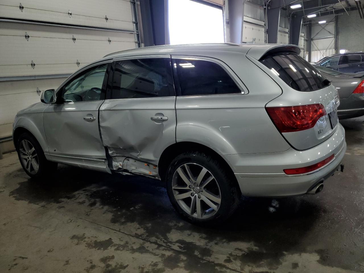 2015 Audi Q7 - Image 2