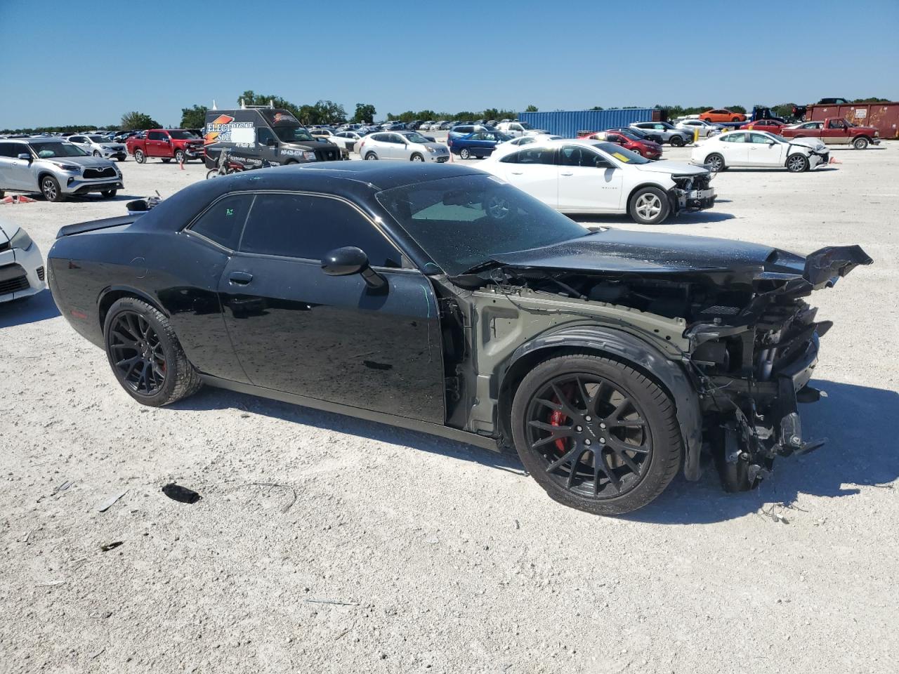 2016 Dodge Challenger - Image 4