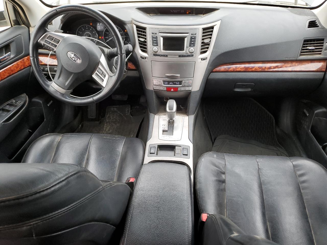 2012 Subaru Outback - Image 8