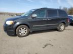 2010 Chrysler Town & Country Touring de vânzare în Brookhaven, NY - Minor Dent/Scratches